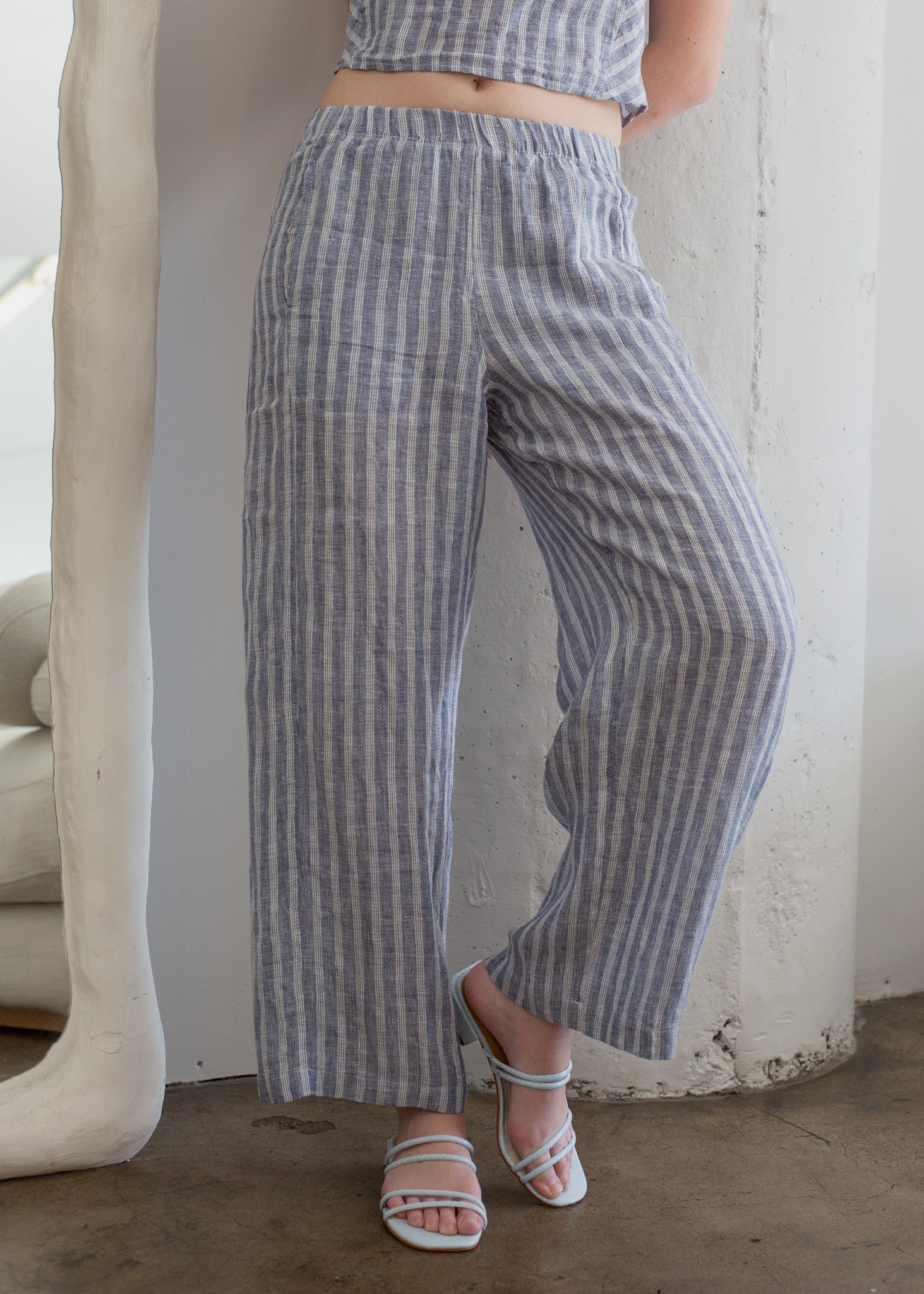Linen Pull-On Barrel Pant